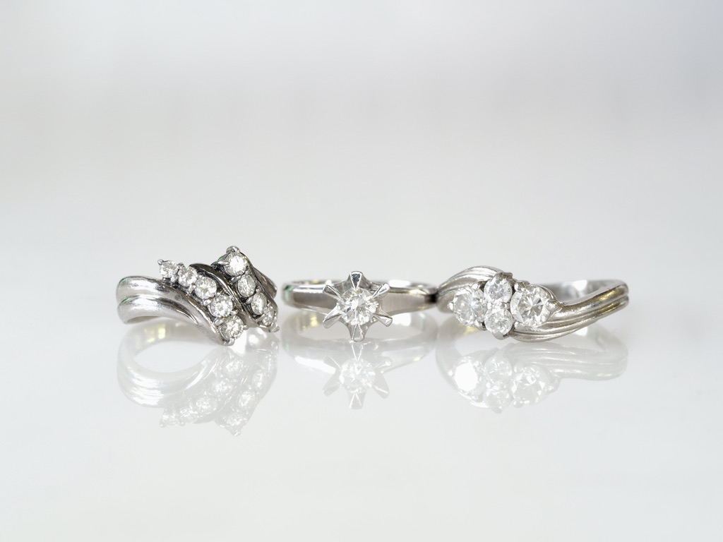 リフォーム前のお客様からお預かりしたリングです。